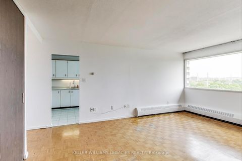 Photo 5 at 1004 - 715 Don Mills Road, Flemingdon Park, Toronto