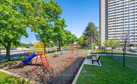Photo 18 at 1004 - 715 Don Mills Road, Flemingdon Park, Toronto