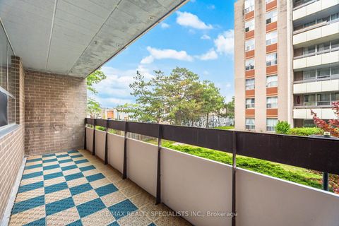 Photo 17 at 206 - 3625 Lake Shore Boulevard, Long Branch, Toronto