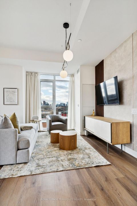 Photo 8 at 607 - 1285 Queen Street E, Coxwell, Toronto