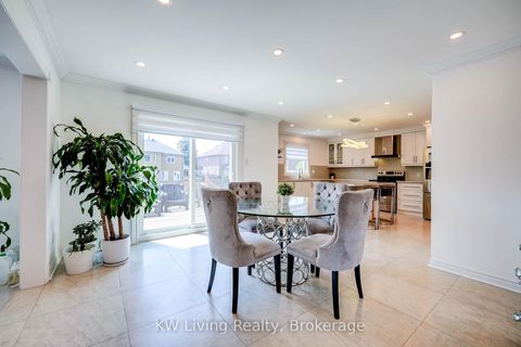 Photo 12 at 48 Brookshill Crescent, Bayview Hill, Richmond Hill