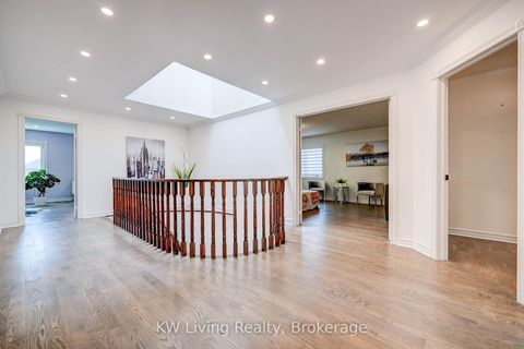 Photo 24 at 48 Brookshill Crescent, Bayview Hill, Richmond Hill