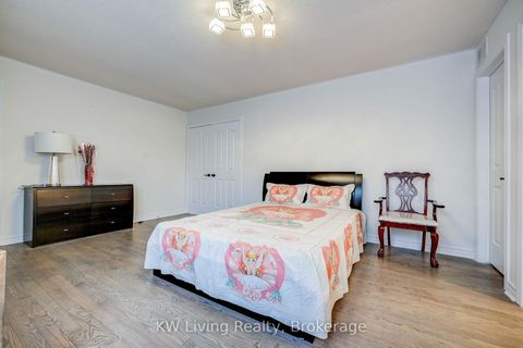 Photo 27 at 48 Brookshill Crescent, Bayview Hill, Richmond Hill