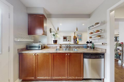 Photo 5 at 3060 Dewridge Avenue, BC Bronte Creek, Oakville