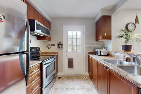 Photo 7 at 3060 Dewridge Avenue, BC Bronte Creek, Oakville