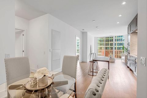 Photo 14 at 826 - 155 Merchants' Wharf, Waterfront Communities C8, Toronto