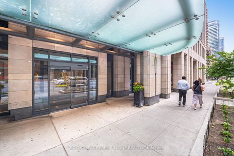 Photo 1 at 2607 - 955 Bay Street, Bay Street Corridor, Toronto