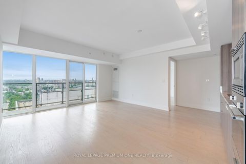 Photo 12 at 2607 - 955 Bay Street, Bay Street Corridor, Toronto