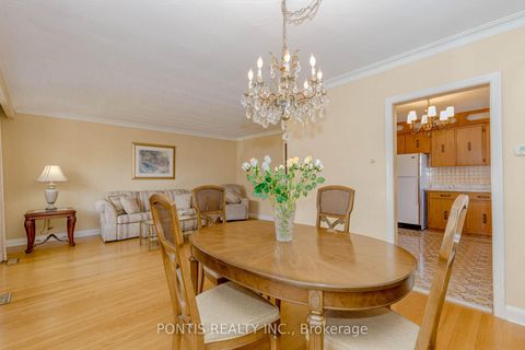 Photo 21 at 27 DIANA Drive, CFB, Toronto