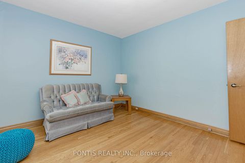 Photo 23 at 27 DIANA Drive, CFB, Toronto