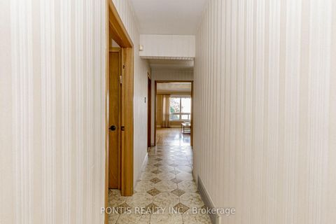 Photo 25 at 27 DIANA Drive, CFB, Toronto