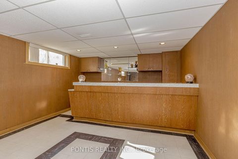 Photo 46 at 27 DIANA Drive, CFB, Toronto