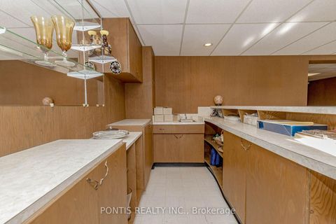 Photo 47 at 27 DIANA Drive, CFB, Toronto