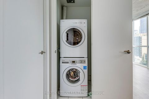 Photo 27 at 1505 - 88 Blue Jays Way, Waterfront Communities C1, Toronto