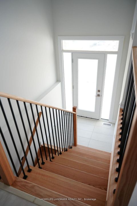 Photo 5 at 119 Seguin Street, Oak Ridges, Richmond Hill