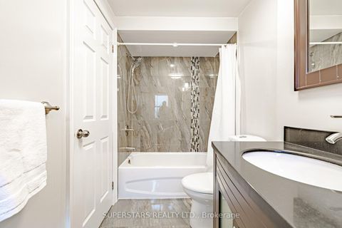 Photo 16 at 7 Steepleview Crescent, North Richvale, Richmond Hill