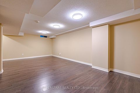 Photo 20 at 7 Steepleview Crescent, North Richvale, Richmond Hill