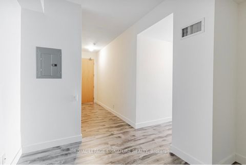 Photo 7 at 703 - 33 Mill Street, Waterfront Communities C8, Toronto