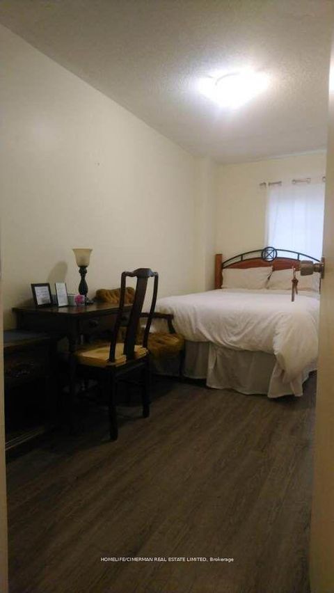 Photo 11 at 313 Murray Ross Parkway, York University Heights, Toronto