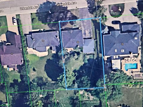 Photo 7 at 33 Urbandale Avenue, Newtonbrook East, Toronto