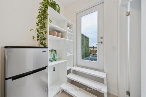 Photo 32 at 203 - 56 Coles Avenue, Vaughan Grove, Vaughan