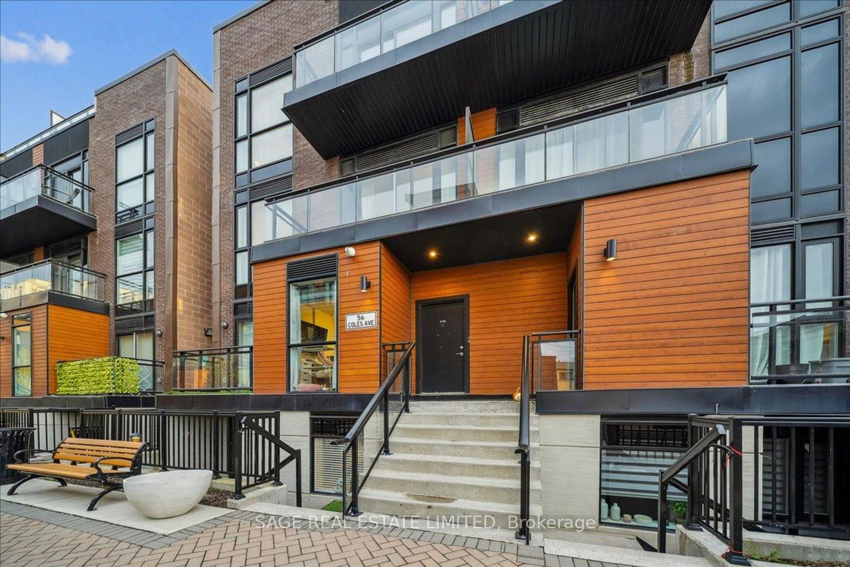 203 - 56 Coles Avenue, Vaughan Grove, Vaughan 