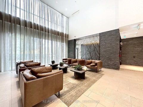 Photo 2 at 817 - 10 Deerlick Court, Donalda, Toronto