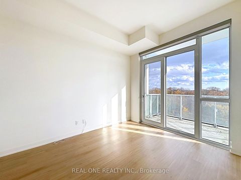 Photo 11 at 817 - 10 Deerlick Court, Donalda, Toronto