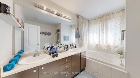 Photo 19 at 27 Givon Street, Patterson, Vaughan