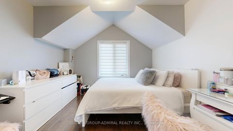 Photo 22 at 27 Givon Street, Patterson, Vaughan