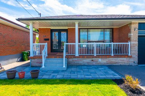 Photo 2 at 24 Archway Crescent, Humbermede, Toronto