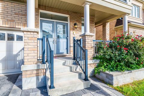 Photo 3 at 198 Jessie Caverhill Pass, GO Glenorchy, Oakville