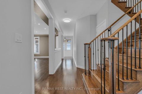 Photo 7 at 198 Jessie Caverhill Pass, GO Glenorchy, Oakville