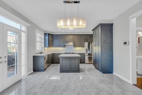 Photo 15 at 198 Jessie Caverhill Pass, GO Glenorchy, Oakville