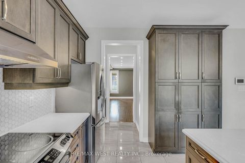 Photo 18 at 198 Jessie Caverhill Pass, GO Glenorchy, Oakville