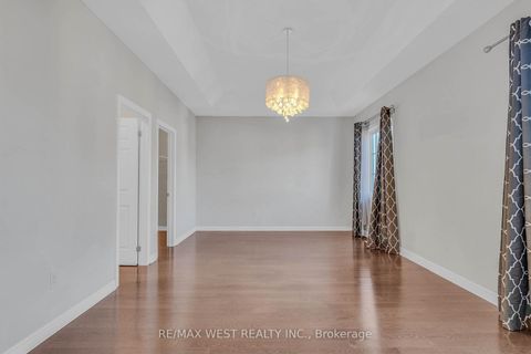 Photo 24 at 198 Jessie Caverhill Pass, GO Glenorchy, Oakville