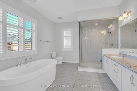 Photo 27 at 198 Jessie Caverhill Pass, GO Glenorchy, Oakville