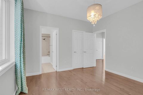 Photo 31 at 198 Jessie Caverhill Pass, GO Glenorchy, Oakville