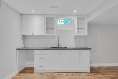 Photo 44 at 198 Jessie Caverhill Pass, GO Glenorchy, Oakville