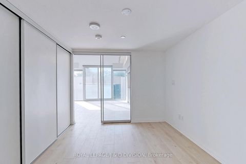 Photo 12 at 311 - 99 Foxbar Road, St. Clair, Toronto