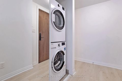 Photo 15 at 311 - 99 Foxbar Road, St. Clair, Toronto