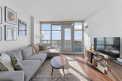 Photo 5 at 4311 - 35 Mariner Terrace, Waterfront Communities C1, Toronto