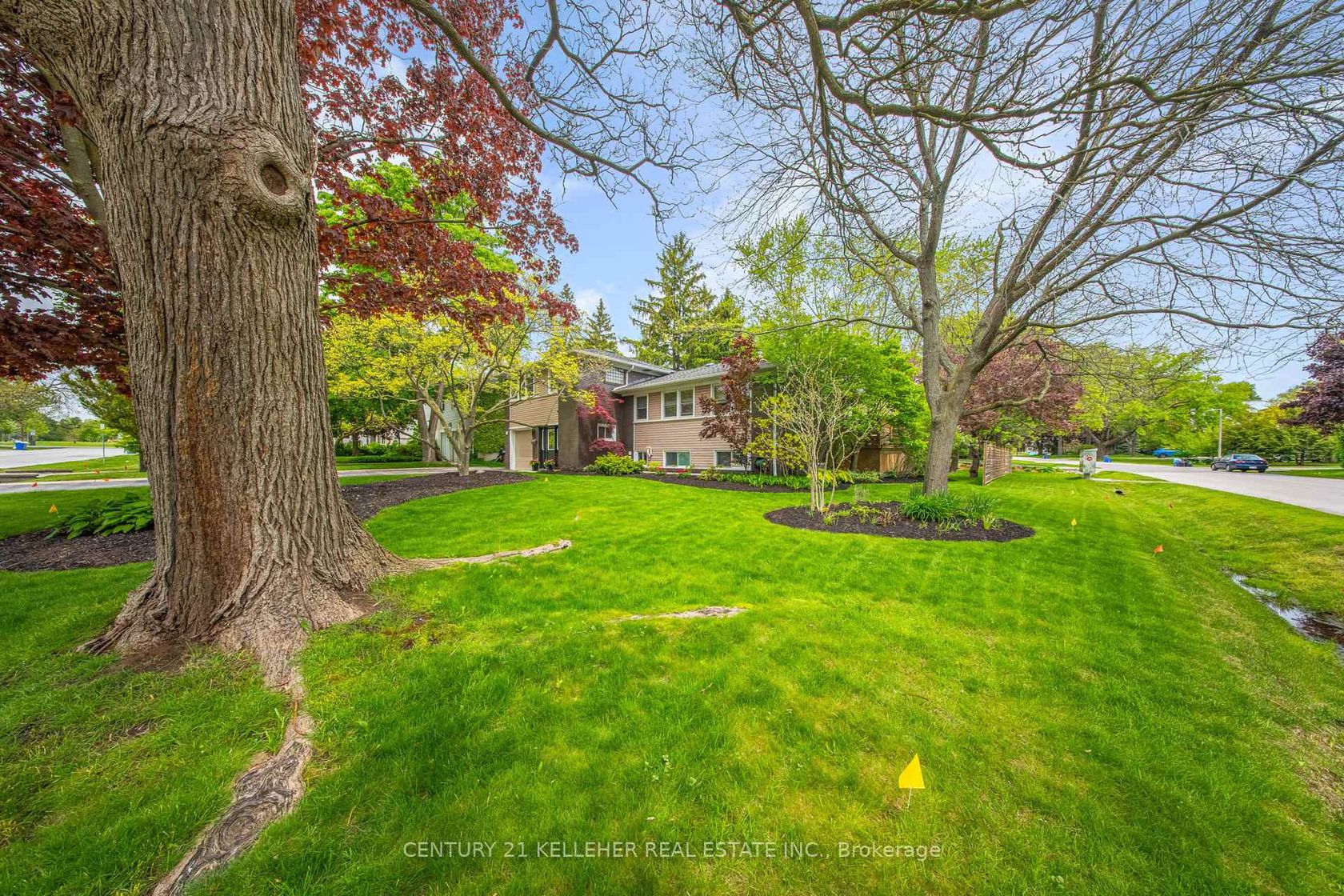 183 Westminster Drive, SW Southwest, Oakville 