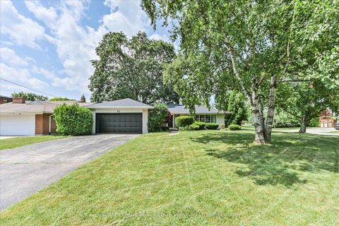 Photo 1 at 62 Princess Margaret Boulevard, Rosethorn, Toronto