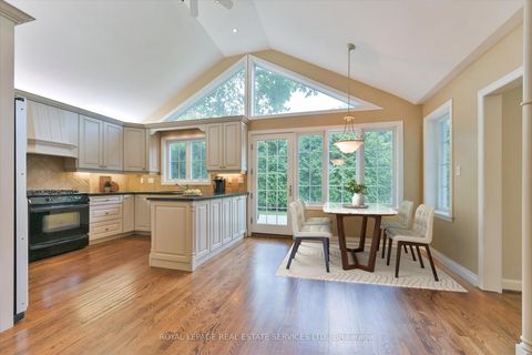 Photo 13 at 62 Princess Margaret Boulevard, Rosethorn, Toronto