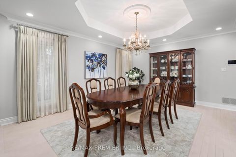 Photo 7 at 90 Shamrock Crescent, Islington Woods, Vaughan