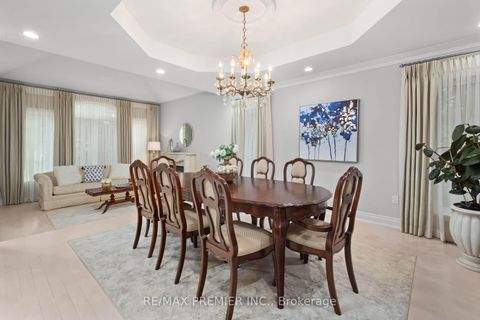 Photo 8 at 90 Shamrock Crescent, Islington Woods, Vaughan