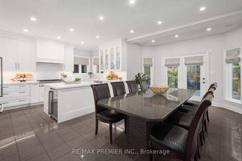 Photo 9 at 90 Shamrock Crescent, Islington Woods, Vaughan