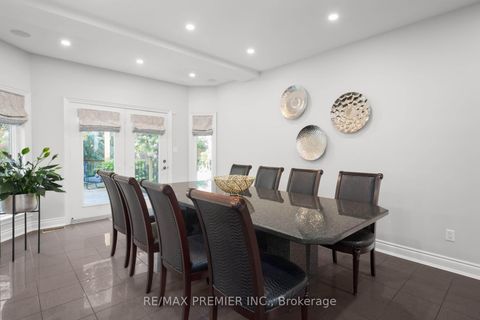 Photo 12 at 90 Shamrock Crescent, Islington Woods, Vaughan