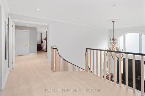 Photo 24 at 90 Shamrock Crescent, Islington Woods, Vaughan